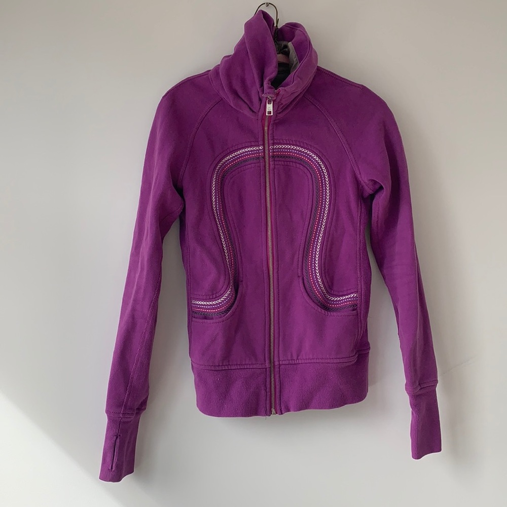 Lululemon sweater